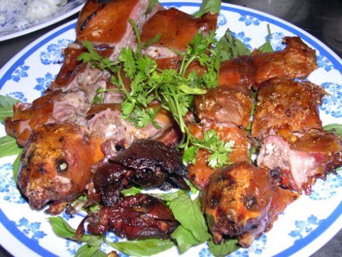 Những đặc sản 'sởn gai ốc' ở miền Tây
