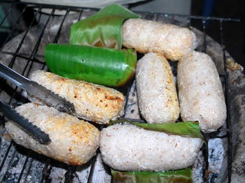 Phố chiều mưa, nhớ hương chuối nướng quê