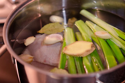 Salad gà chua ngọt Hàn Quốc