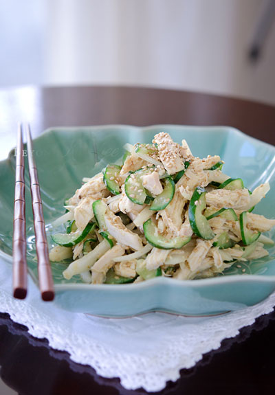 Salad gà chua ngọt Hàn Quốc