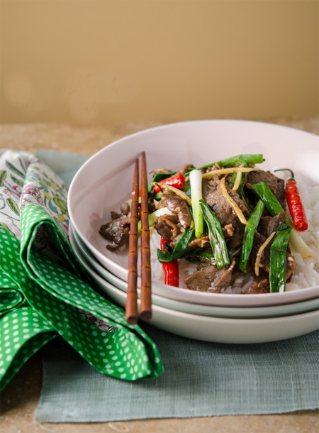 Thịt bò xào gửng