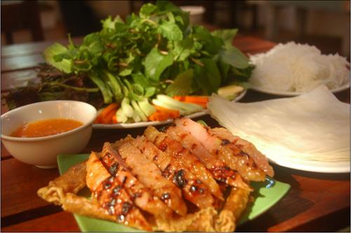 Thơm nức nem nướng Ninh Hòa