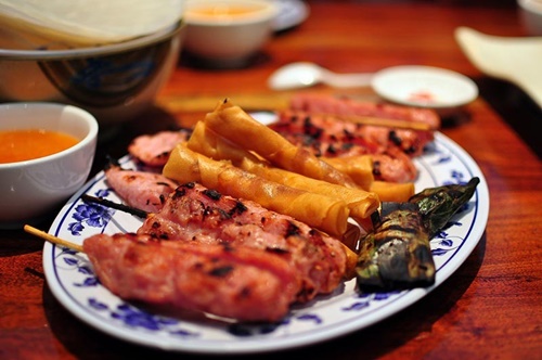 Thơm nức nem nướng Ninh Hòa