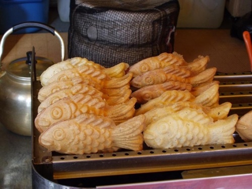 Thưởng thức ẩm thực đường phố Hàn Quốc 