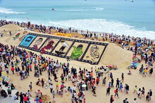 8. Lễ hội Cát Haeundae