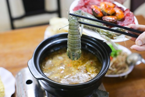 Bề bề khá lớn nên bạn phải kiên nhẫn chờ.
