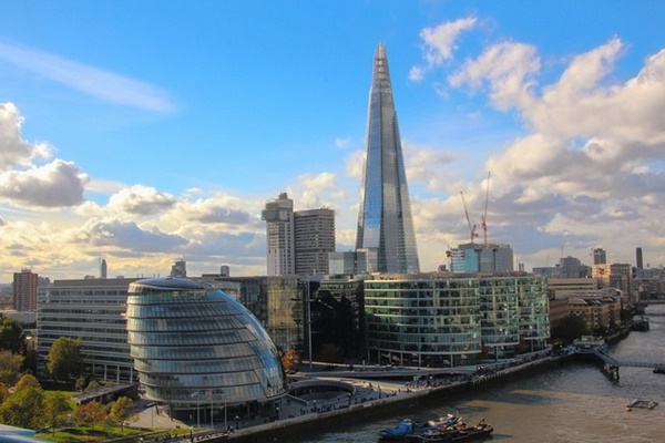 Tòa nhà chọc trời khổng lồ The Shard ở khu phố Southwark - Ảnh: wiki