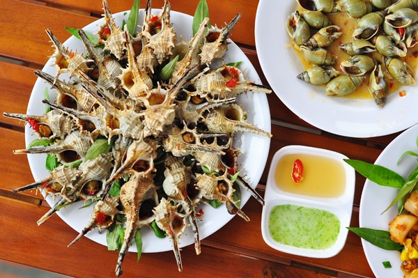 Ốc gai nướng cực ngon.