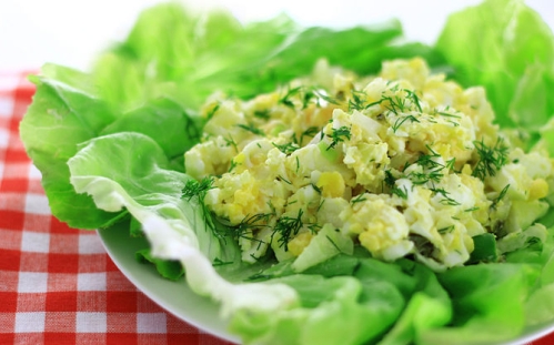  1. Salad trứng:
