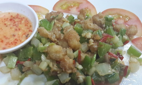 Sụn gà rang muối Hồng Kong