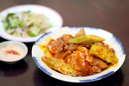 Tên hầm hố nhưng bánh chè tùng xẻo có tạo hình khá hiền lành.
