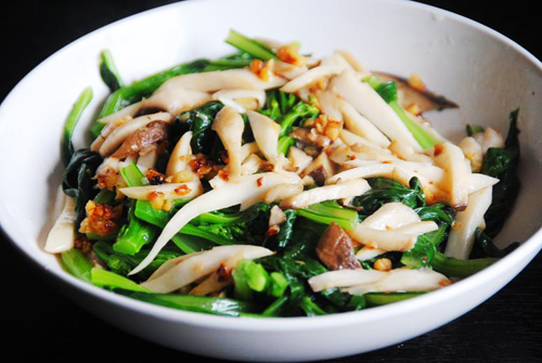 Cải ngọt xào nấm 