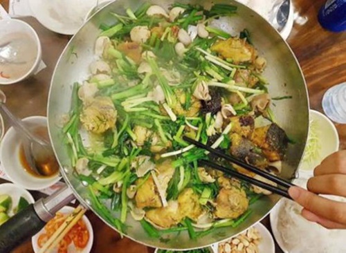 3 quan cha ca ngon co tieng o Ha Noi - Anh 3