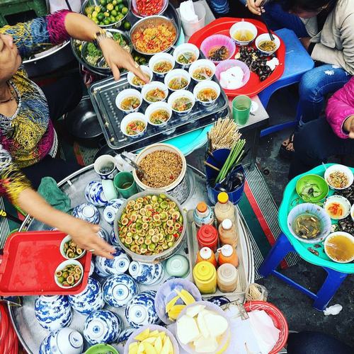 5 quan oc Ha Noi luon dong khach o Ha Noi hinh anh 2