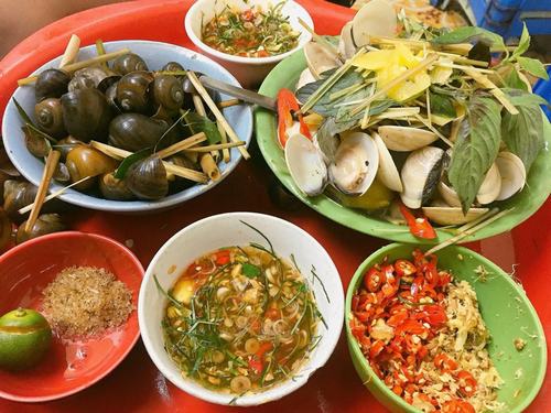 5 quan oc Ha Noi luon dong khach o Ha Noi hinh anh 6
