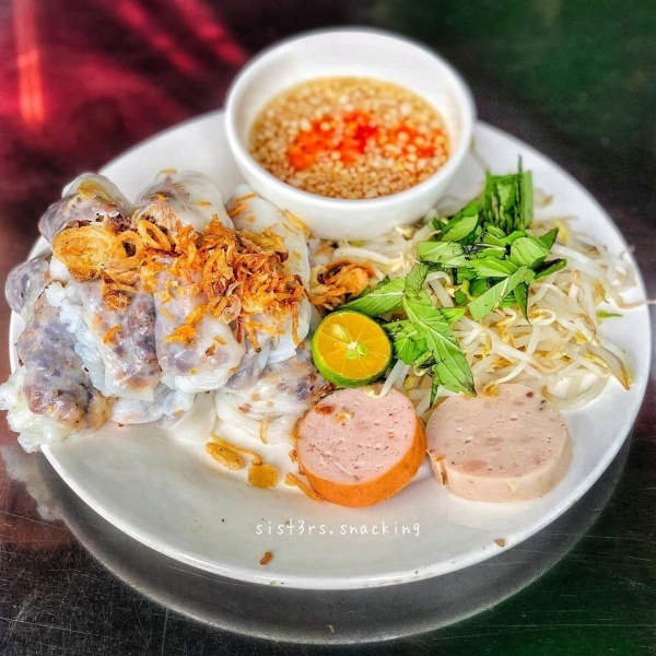 Quán được nhiều người đánh giá mang hương vị đặc biệt. Ảnh: Chanlovefoods, Now.vn_saigon.