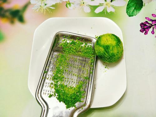 Cach lam kem sua chua huong chanh mat lanh hinh anh 2