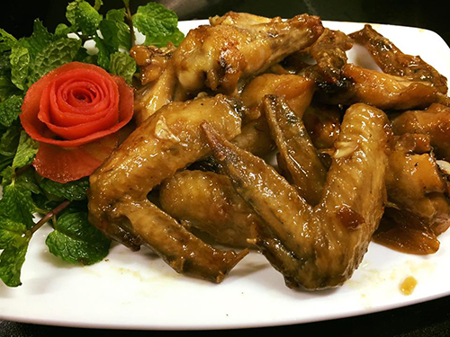 canh-ga-chien-mam-toi-doi-bua-cho-ca-nha