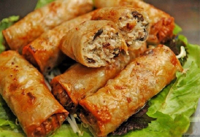 100 gram chả giò sẽ chứa 137 calo