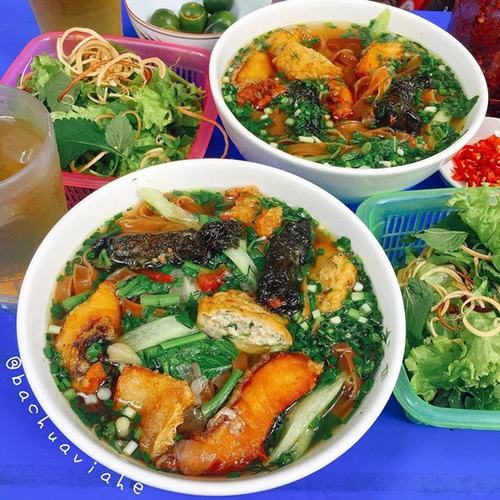 quan-an-trua-ngon-o-ha-noi