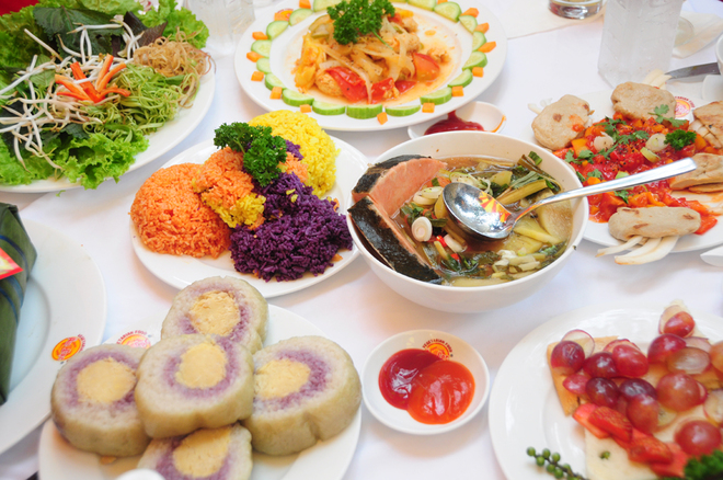 Học sinh Sài Gòn nấu ăn chuyên nghiệp như đầu bếp
