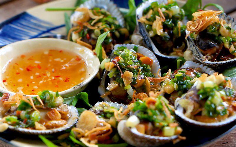 Sò lông nướng mỡ hành, món ngon giúp chàng sung như ngựa chiến - Ảnh 3 Sò lông nướng mỡ hành, món ngon giúp chàng sung như ngựa chiến - Ảnh 3